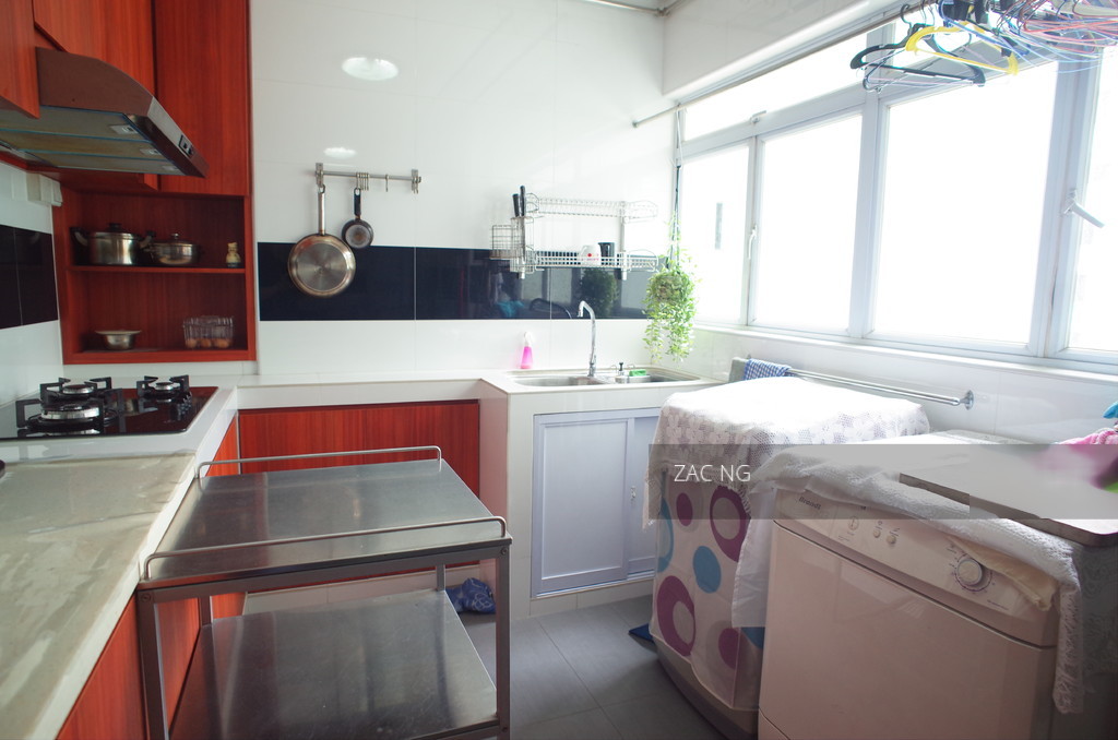 Hougang Avenue 8 thumbnail photo